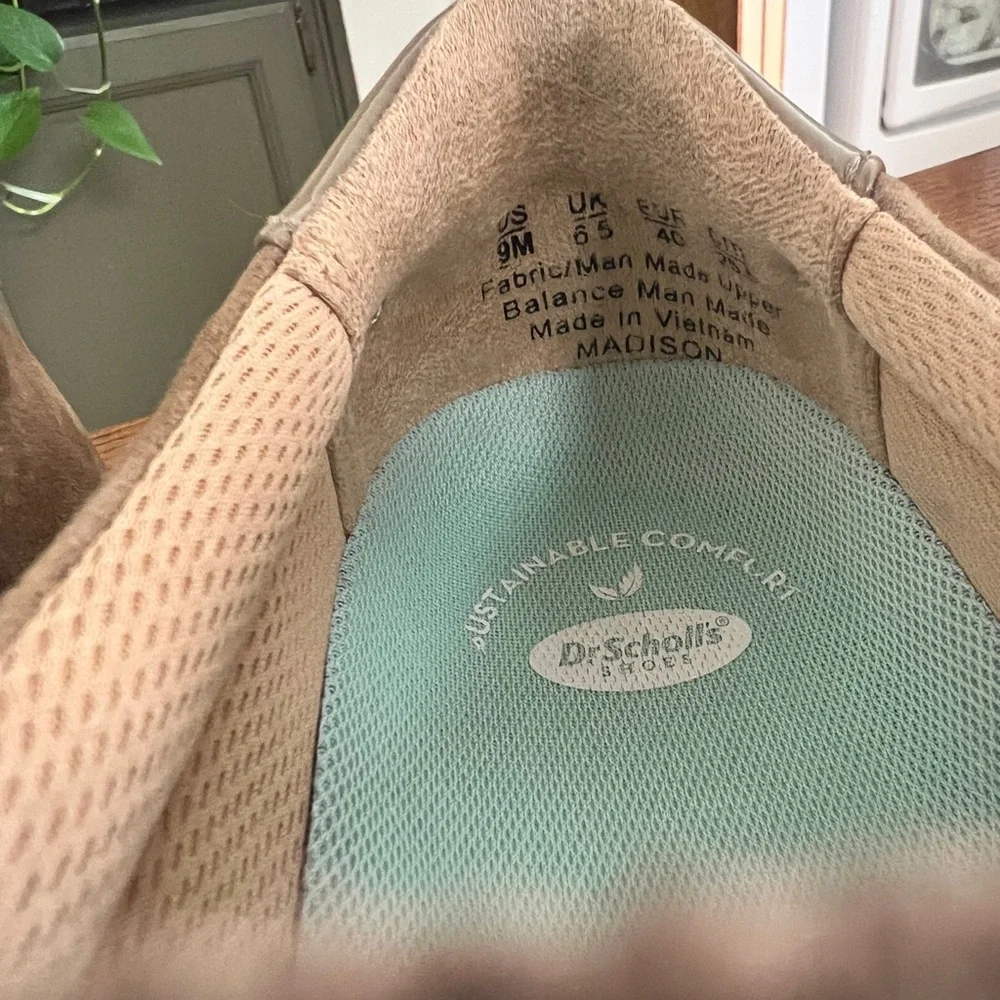 Dr. Scholl's Madison Cloud Slip-On Sneaker - Picture 7 of 9